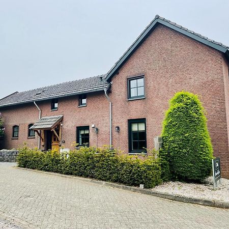 Attractive Farmhouse In South Limburg With Terrace Villa Klimmen ภายนอก รูปภาพ