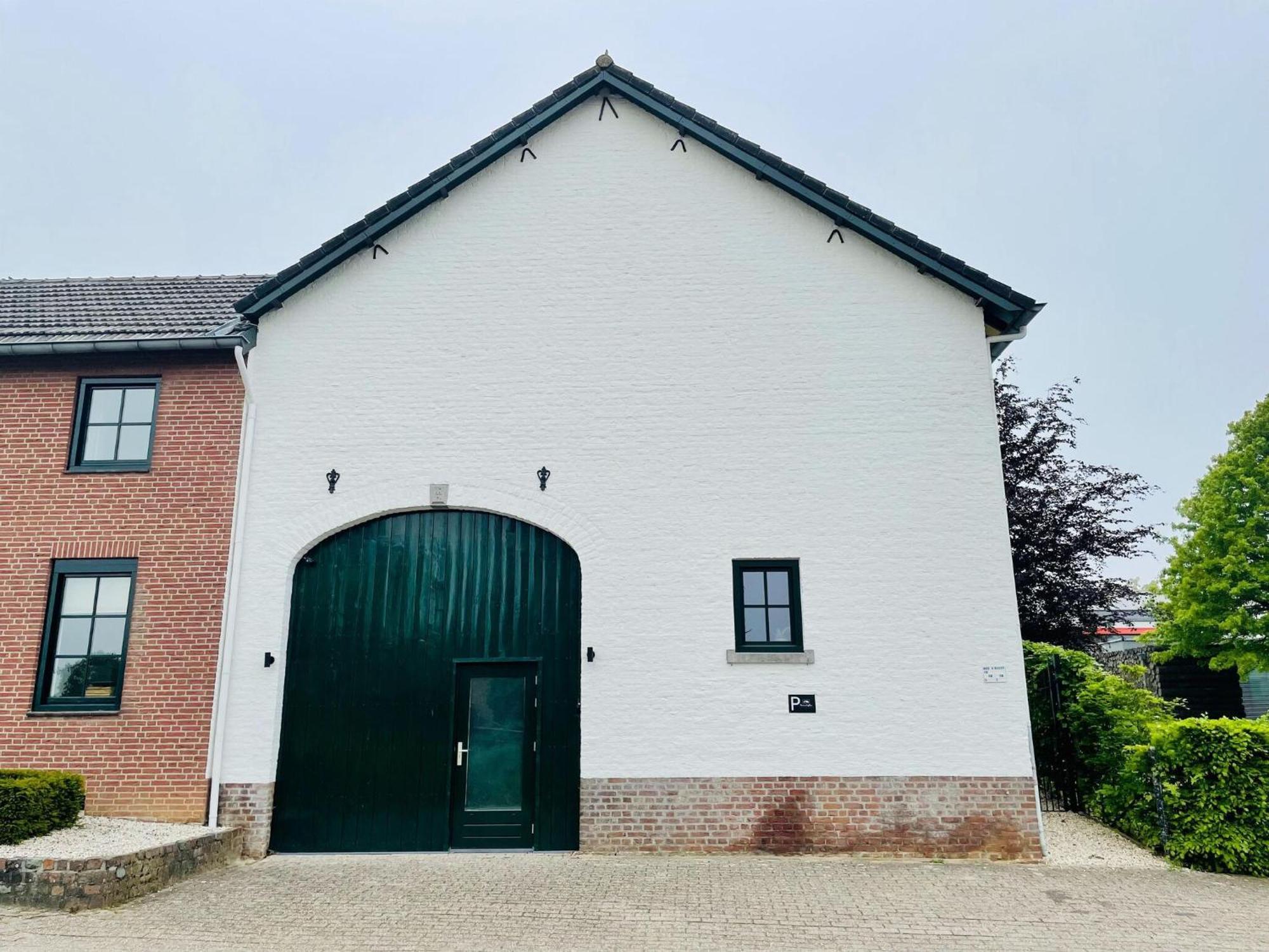 Attractive Farmhouse In South Limburg With Terrace Villa Klimmen ภายนอก รูปภาพ